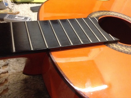 Limpieza y nutrimiento de diapasón